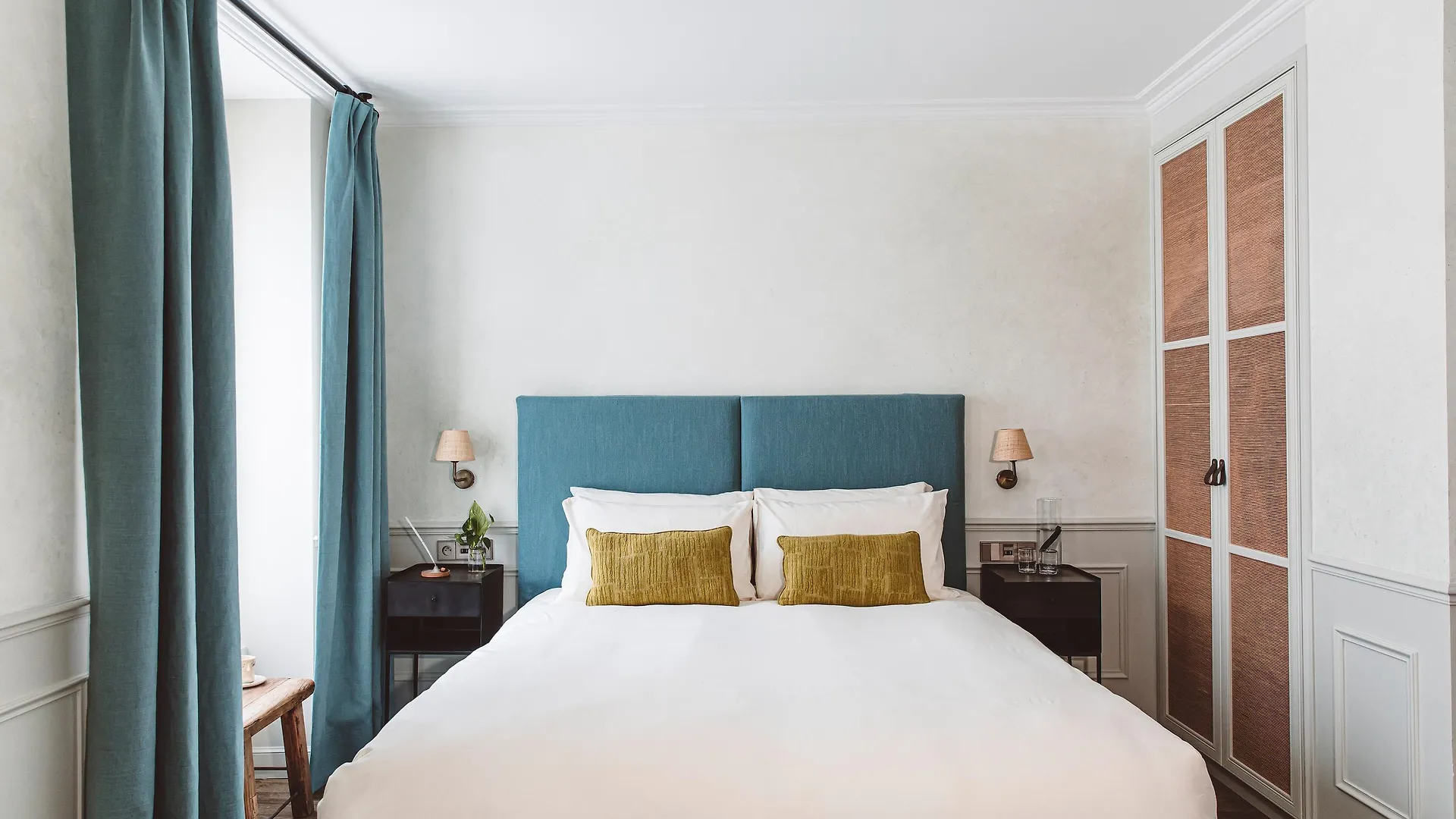 Hoy - Yoga Hotel Paris