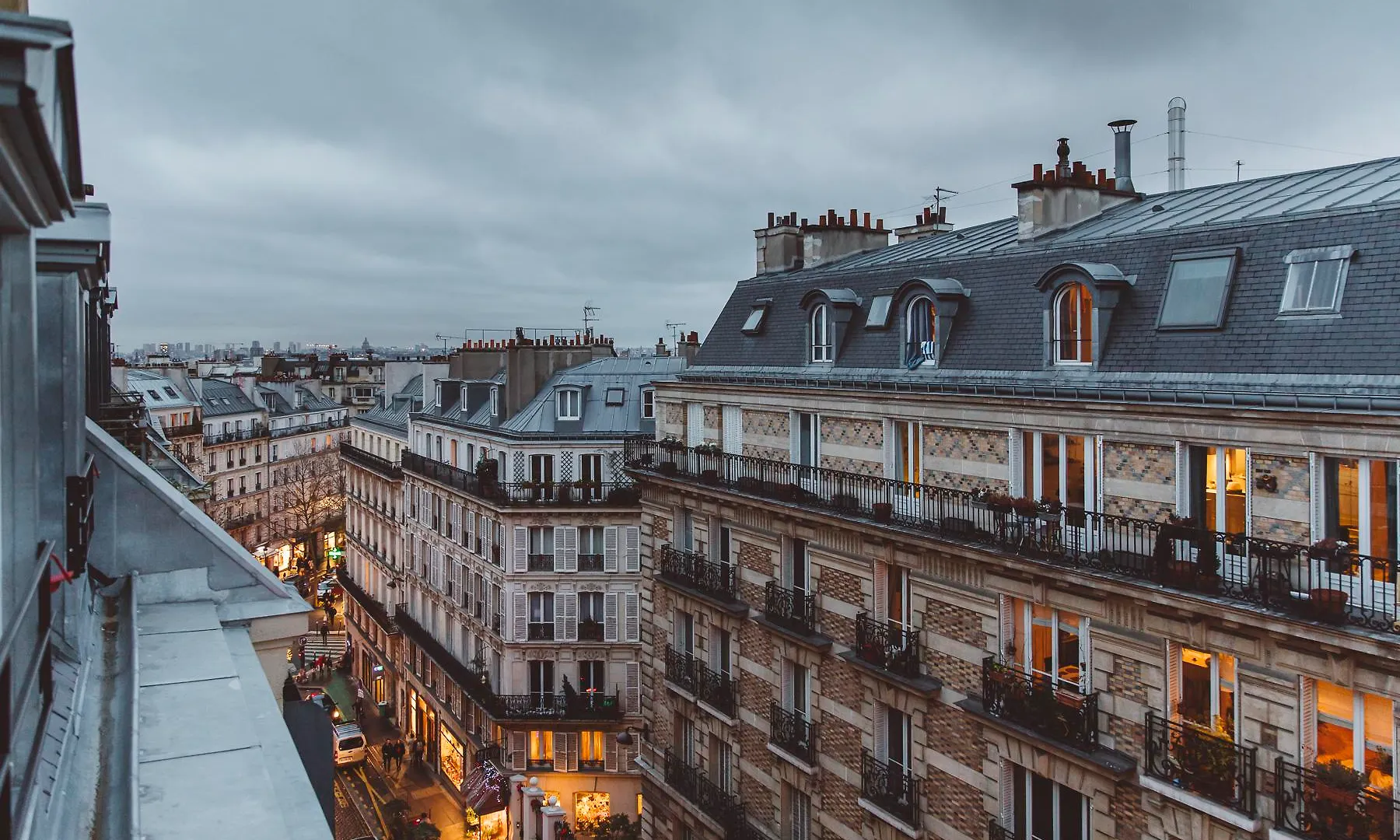 Hoy - Yoga 4* Paris