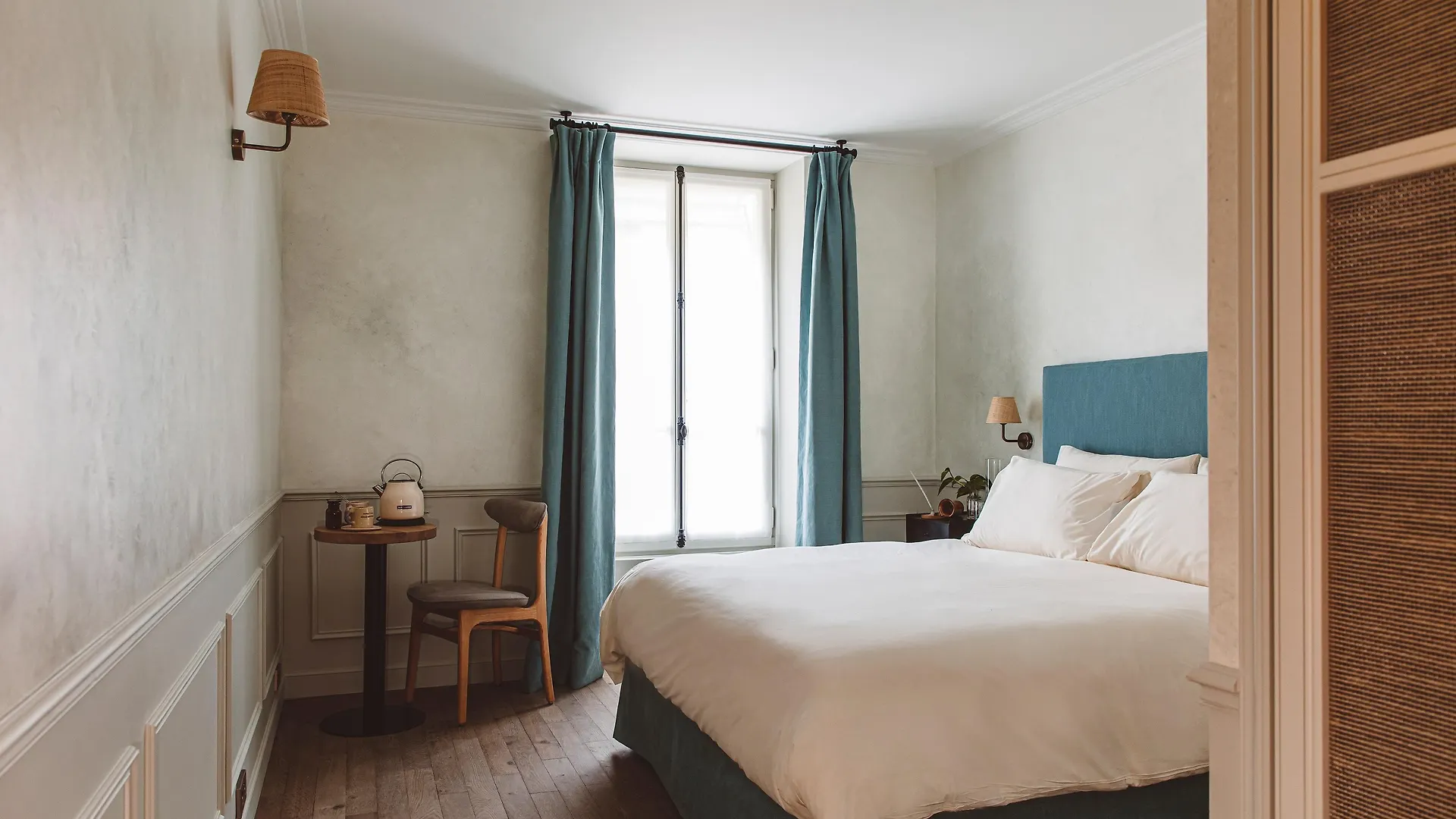 Hoy - Yoga 4* Paris